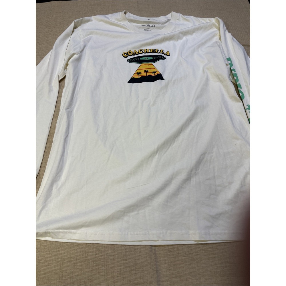 Coachella Unisex Long Sleeve Graphic Print T-shirt Cream Size X Large